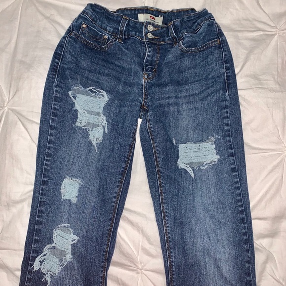 Levi ripped 526 slender boot cut jeans - Picture 3 of 14